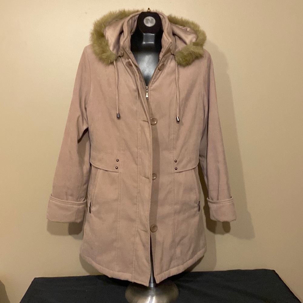 Ladies winter jacket, gently used